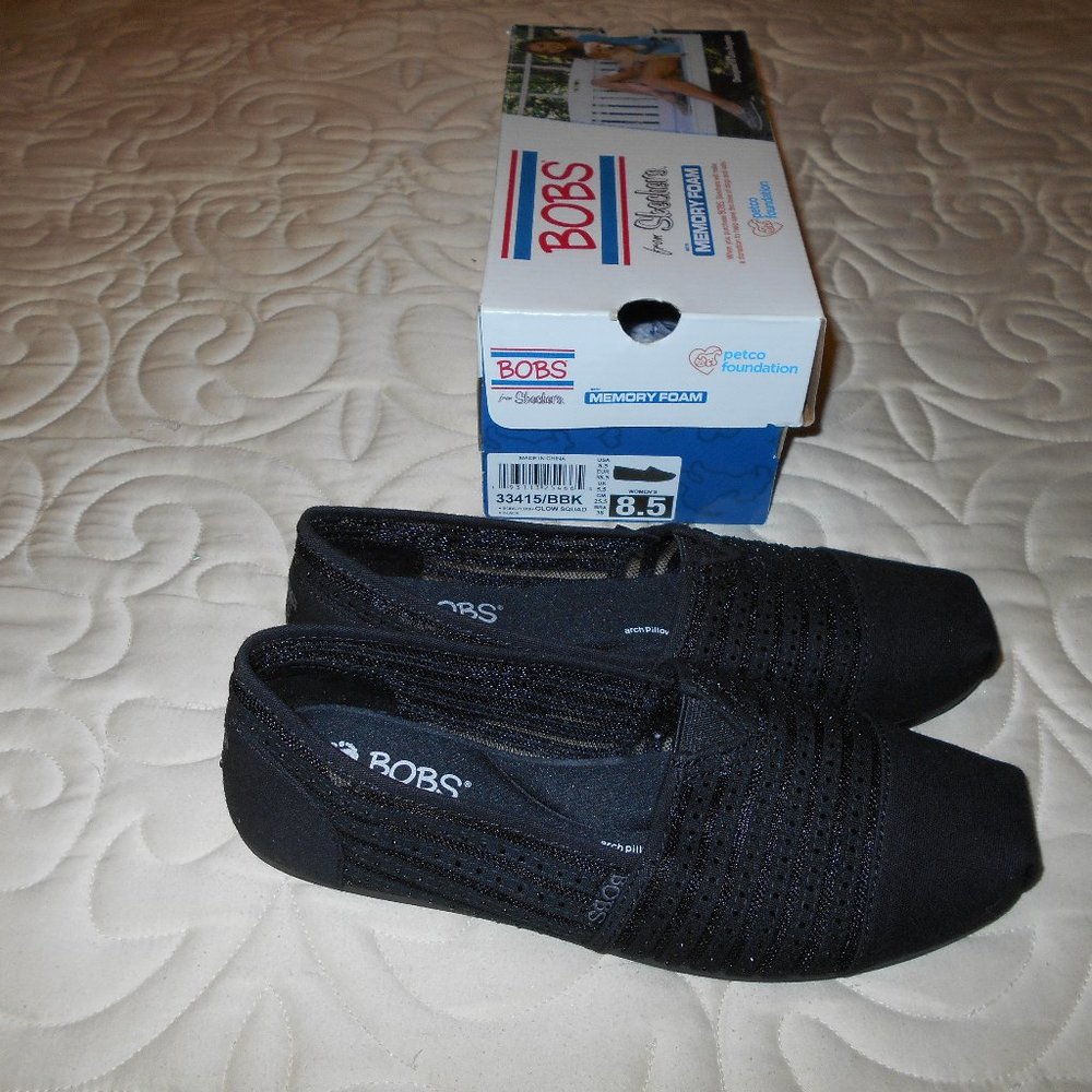 Women's Skechers Flats  8.5